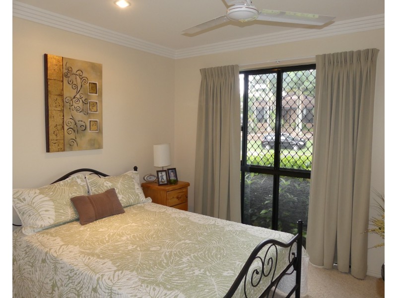 32 Cocas Dr, Avoca QLD 4670