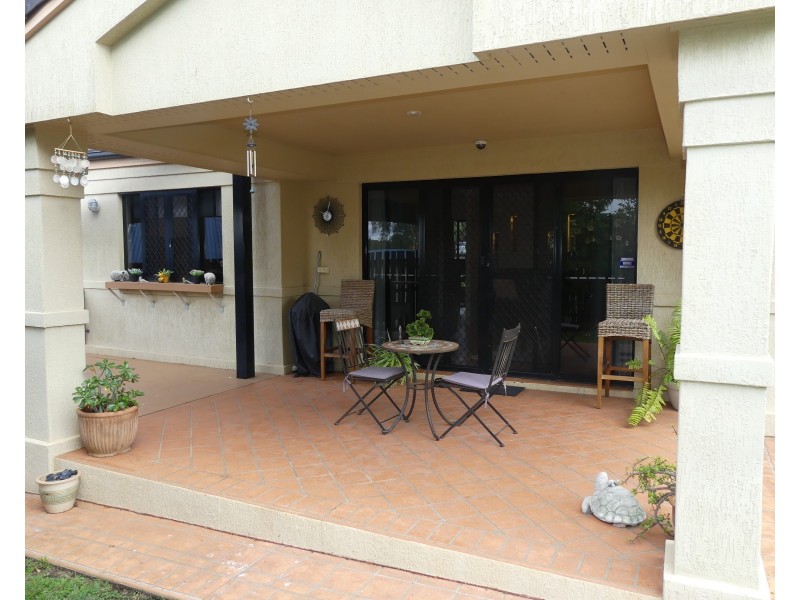 32 Cocas Dr, Avoca QLD 4670