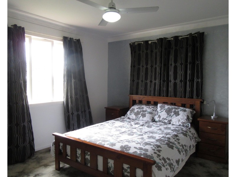 38 Churchill St, Svensson Heights QLD 4670