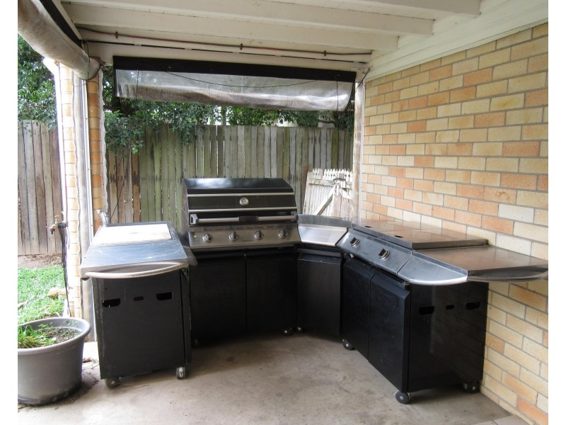 38 Churchill St, Svensson Heights QLD 4670