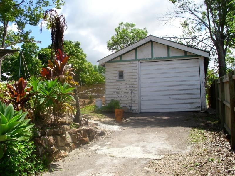 11 George Street, Nambour QLD 4560