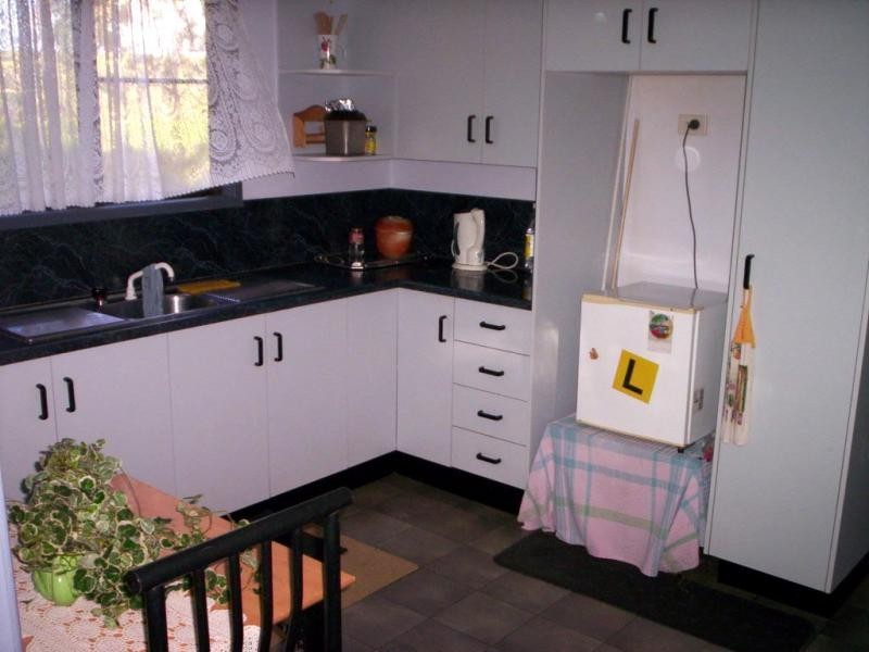 4 Carbine Court, Kelso QLD 4815