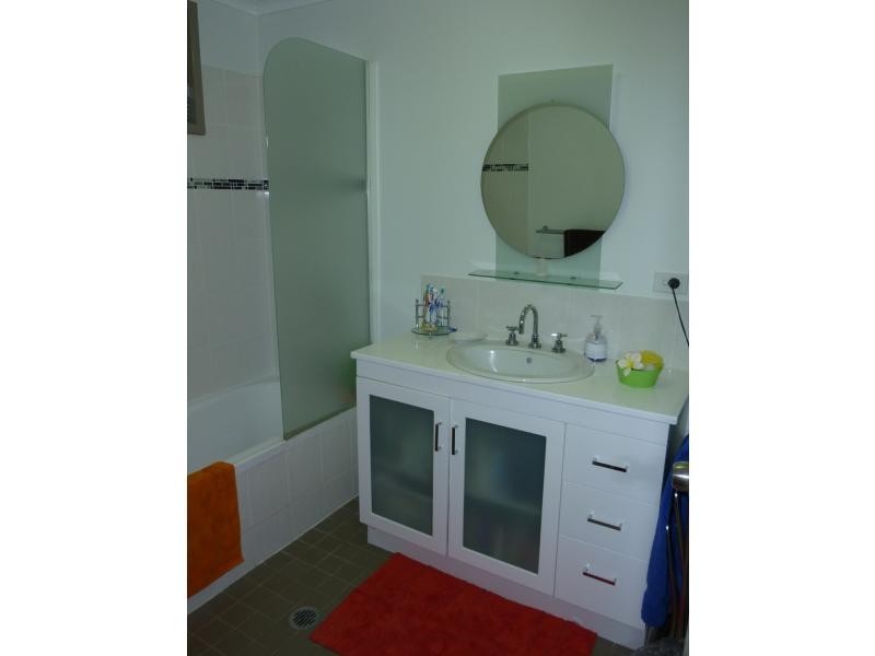 4 Carbine Court, Kelso QLD 4815