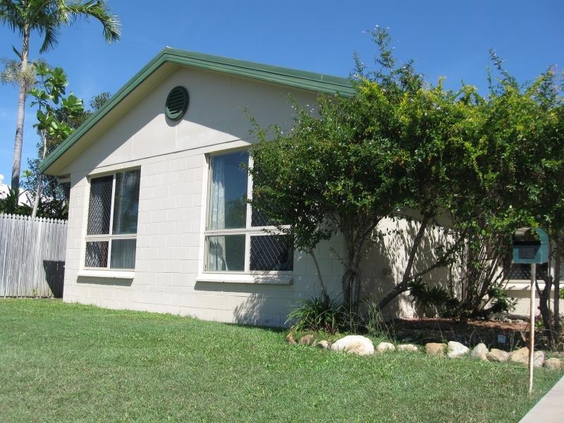 14 Gilmour Crescent, Kirwan QLD 4817