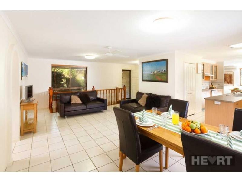 16 Preston Road, Diddillibah QLD 4559