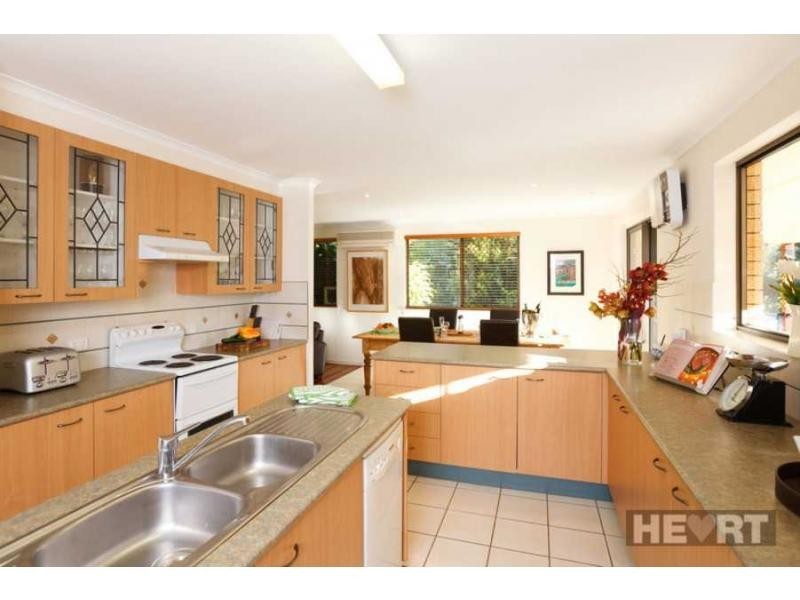 16 Preston Road, Diddillibah QLD 4559