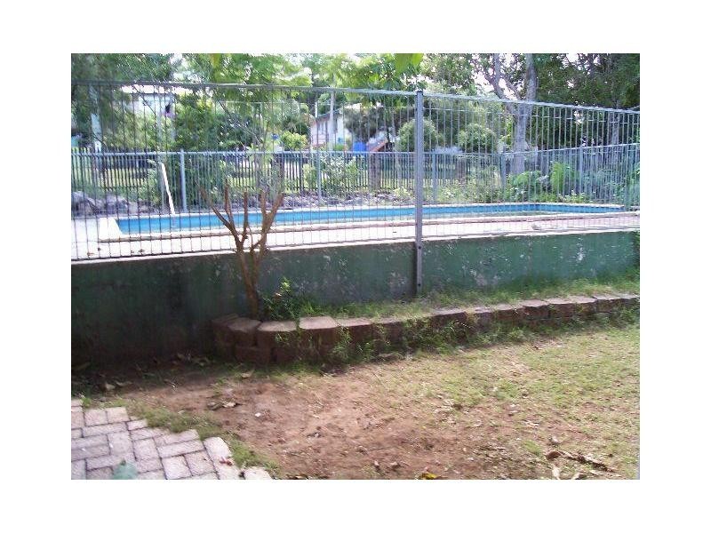 15 Hill Street, Kingston QLD 4114