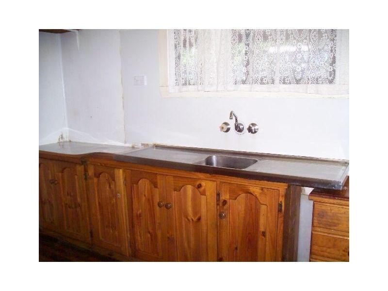 15 Hill Street, Kingston QLD 4114