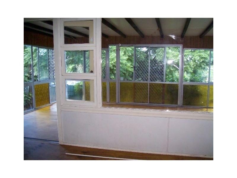 15 Hill Street, Kingston QLD 4114