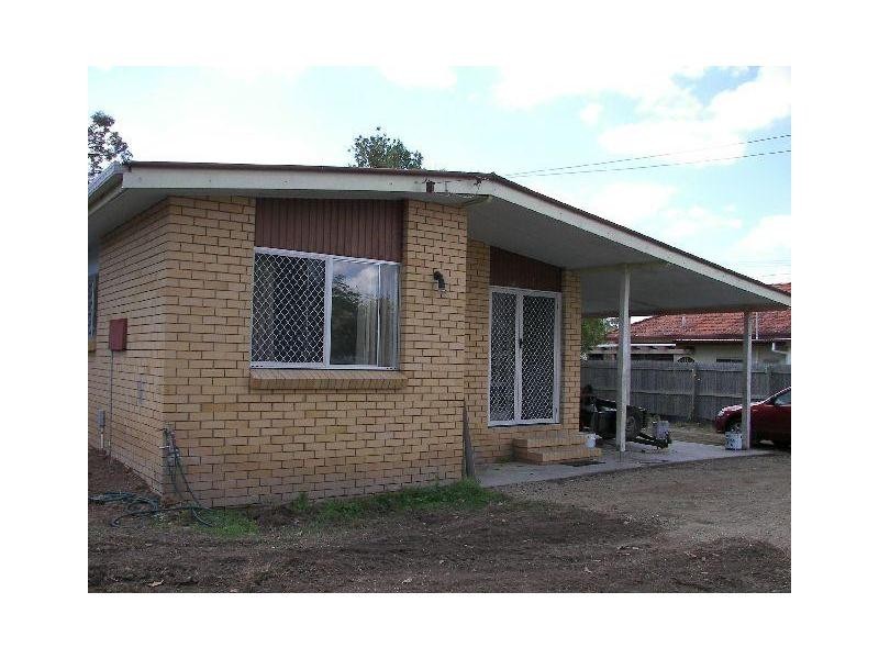 110 Railway Parade, Woodridge QLD 4114