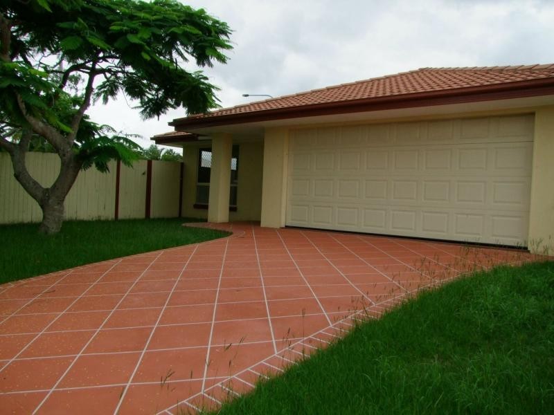 4a First Avenue, (2 Robur Street), Marsden QLD 4132