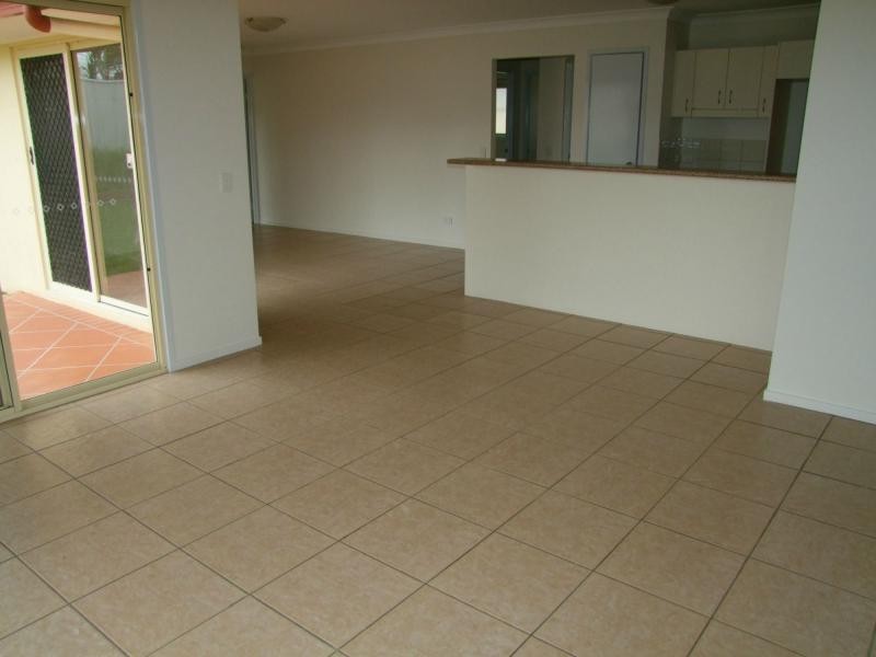 4a First Avenue, (2 Robur Street), Marsden QLD 4132