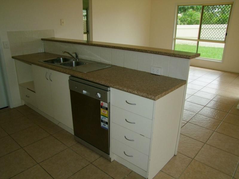 4a First Avenue, (2 Robur Street), Marsden QLD 4132