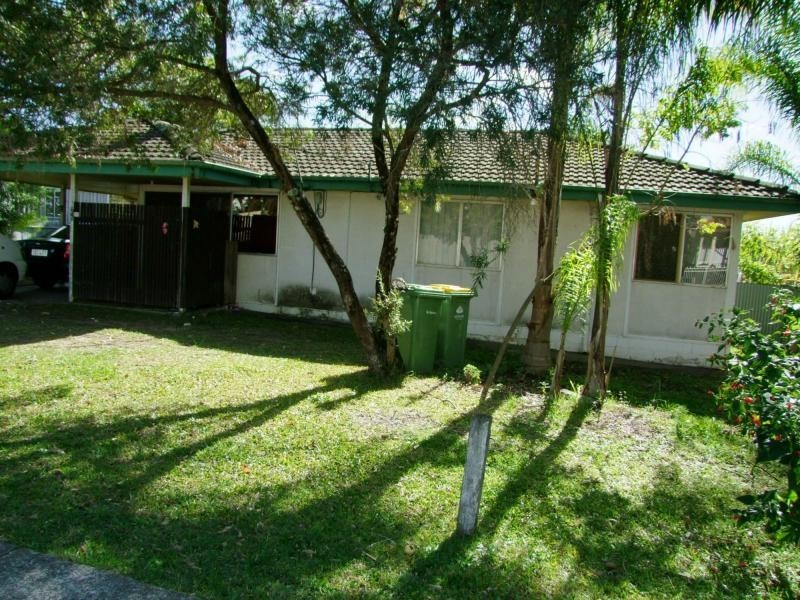 27 Ashton Street, Kingston QLD 4114