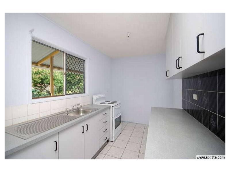 2 Ellen, Kingston QLD 4114