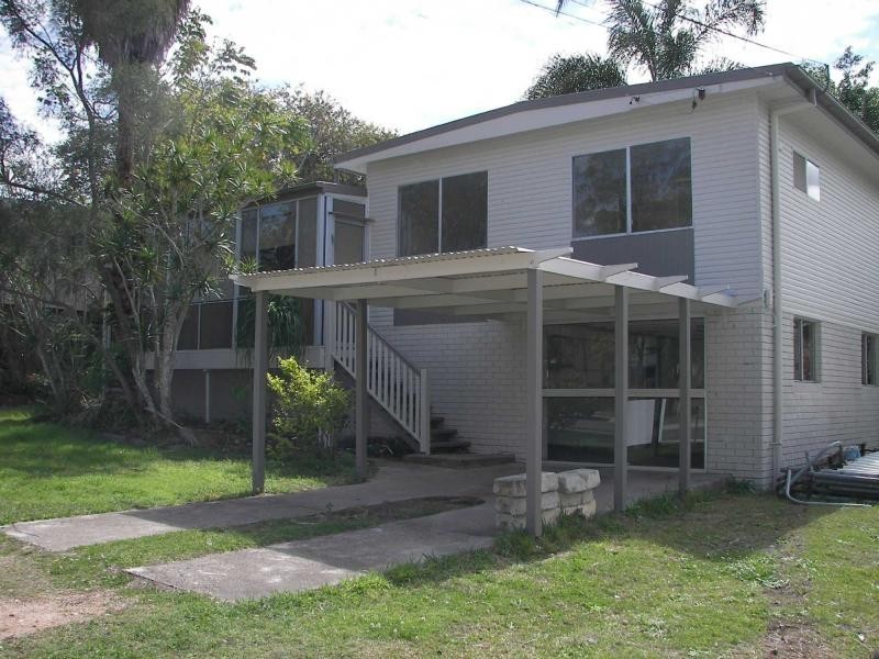 34 Maple Street, Kingston QLD 4114