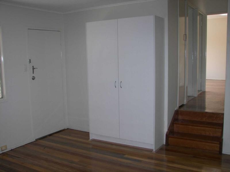 34 Maple Street, Kingston QLD 4114