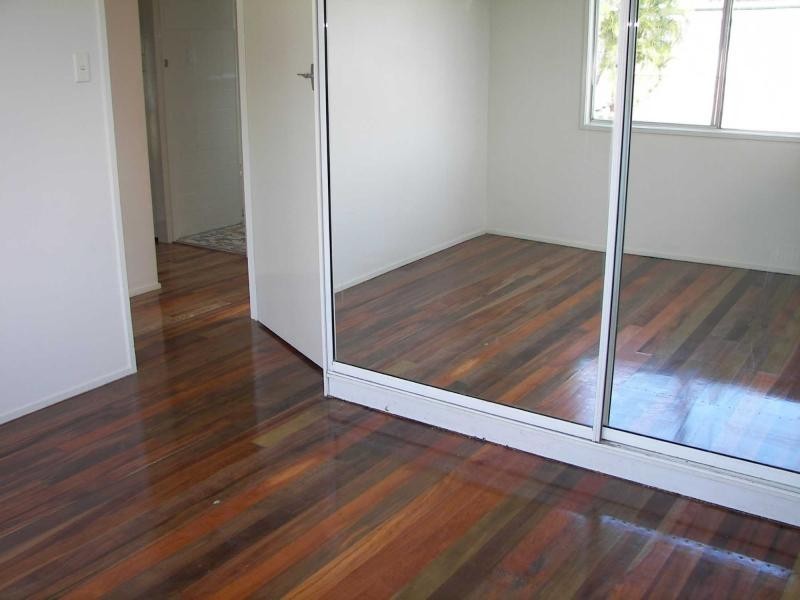 34 Maple Street, Kingston QLD 4114