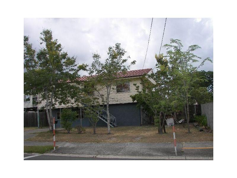 104 Bardon Road, Kingston QLD 4114