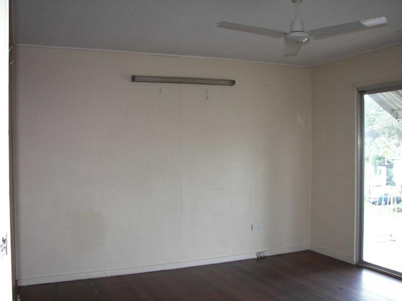 9 Attunga Street, Kingston QLD 4114