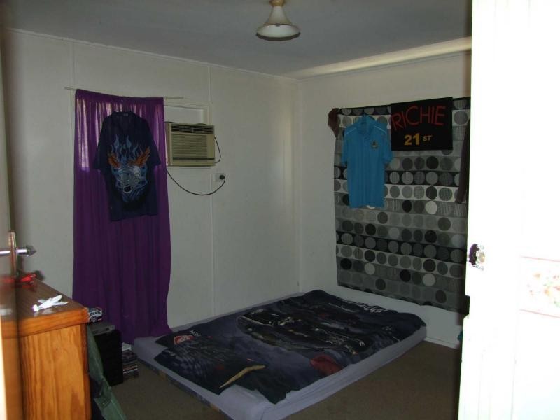 15 Spruce Street, Kingston QLD 4114