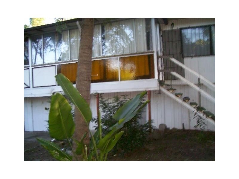 8 Pat Street, Kingston QLD 4114