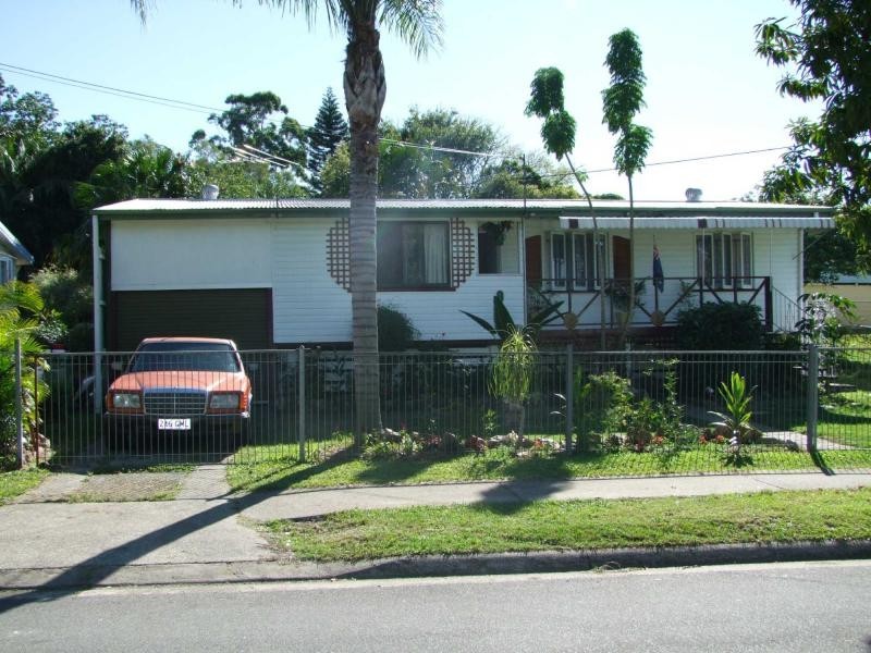 9 Waratah Street, Woodridge QLD 4114