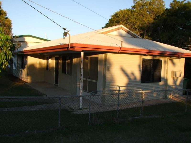 6 Karabil Street, Kingston QLD 4114