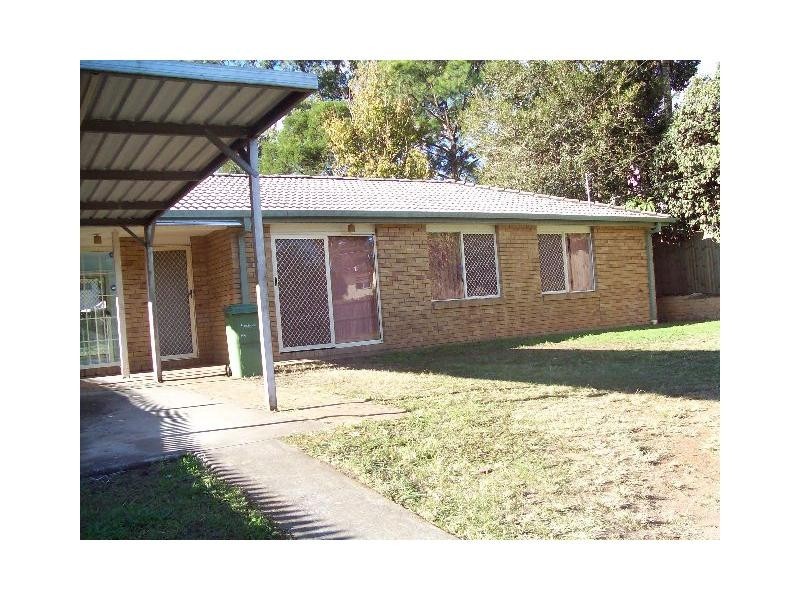 110 Aquarius Drive, Kingston QLD 4114