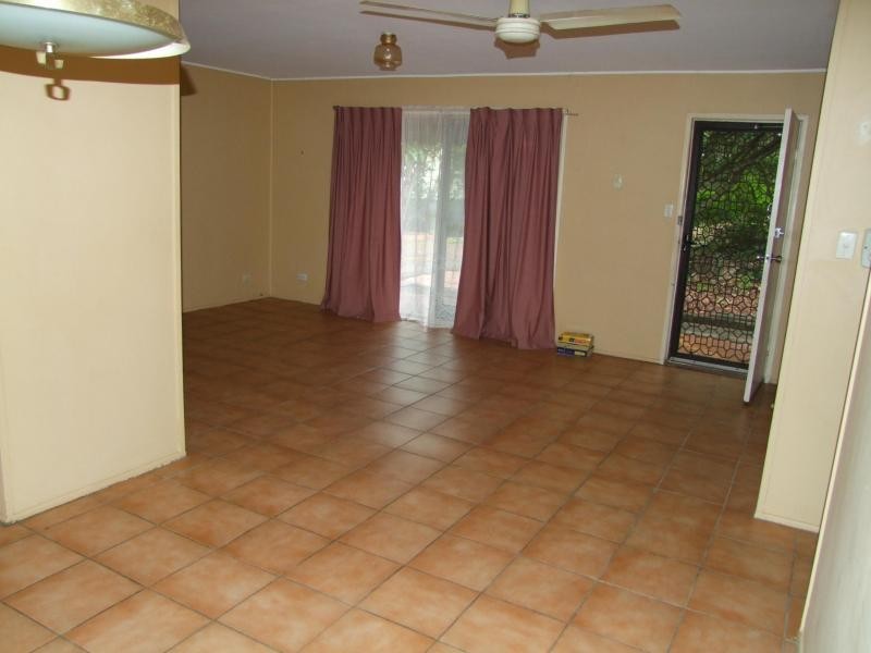 7 Mansfield Street, Kingston QLD 4114