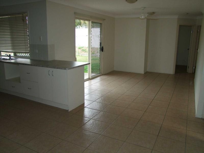 4 Robur Street, Marsden QLD 4132