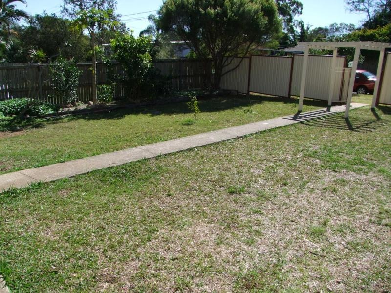 111 Aquarius Drive, Kingston QLD 4114