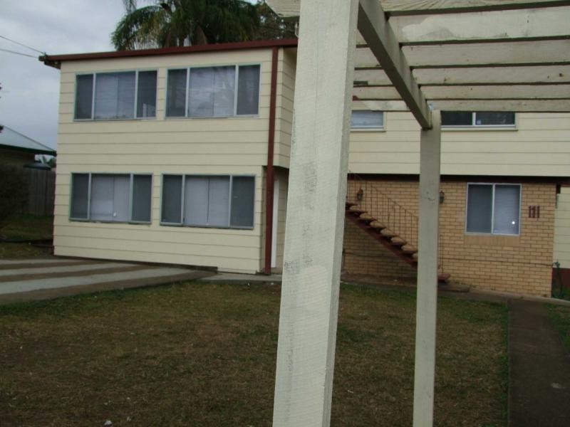 111 Aquarius Drive, Kingston QLD 4114