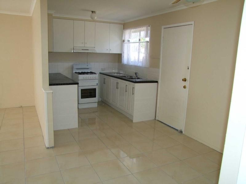 111 Aquarius Drive, Kingston QLD 4114