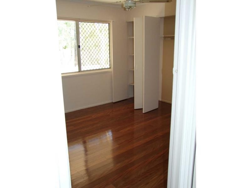 31 Marshall Street, Kingston QLD 4114