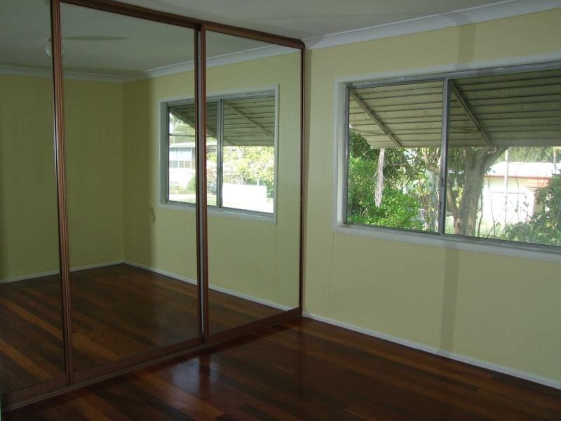 8 Poppy Street, Kingston QLD 4114