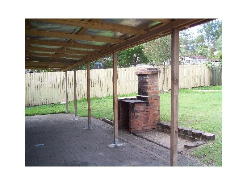 11 Anchusa Street, Kingston QLD 4114