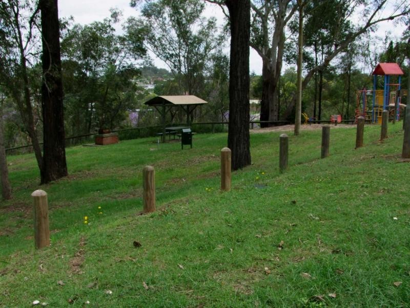 24 Collin Court, Kingston QLD 4114