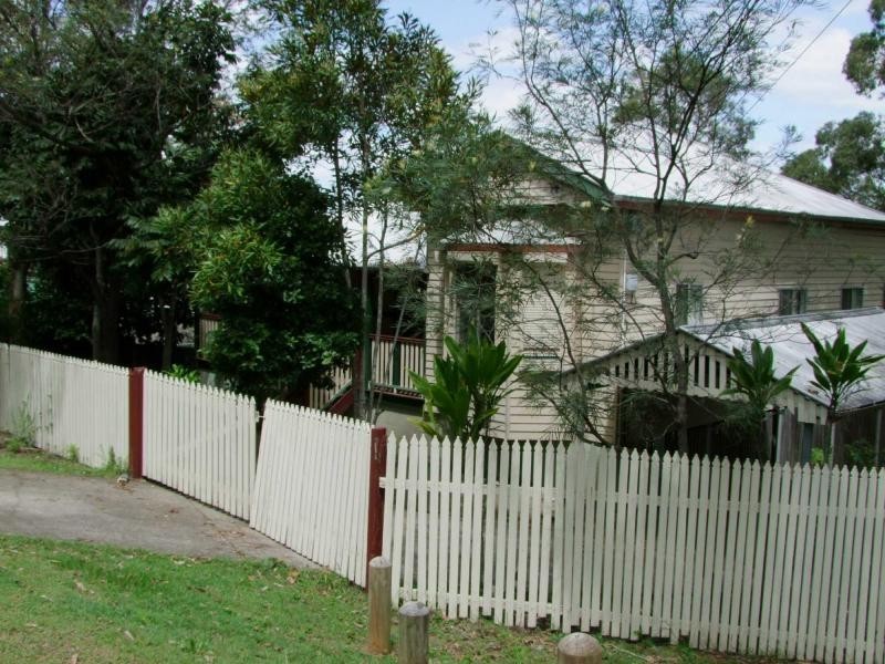 24 Collin Court, Kingston QLD 4114