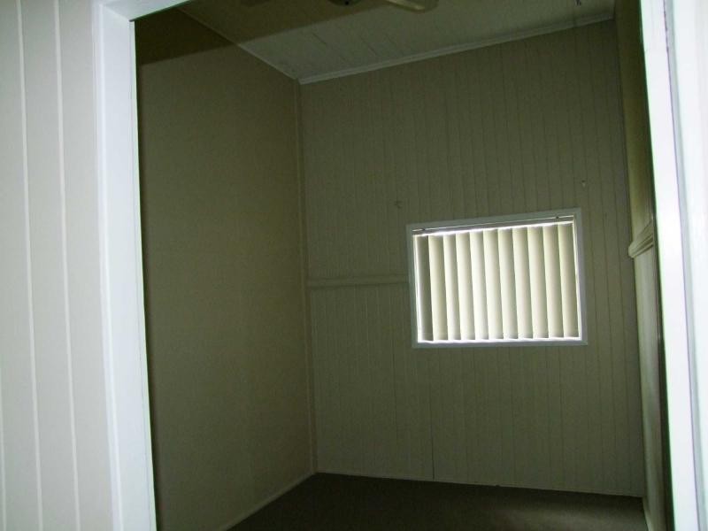 24 Collin Court, Kingston QLD 4114