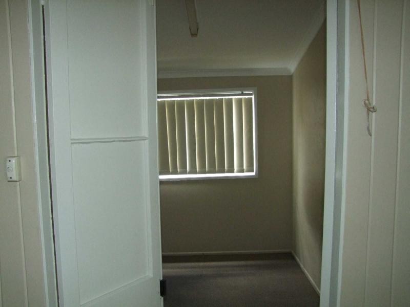 24 Collin Court, Kingston QLD 4114