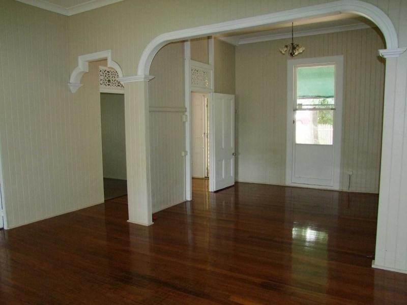 24 Collin Court, Kingston QLD 4114