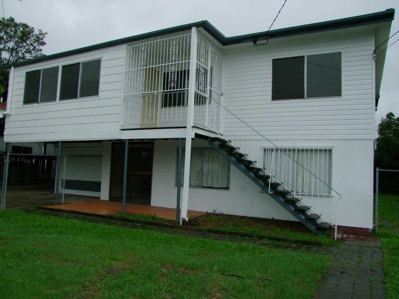 46 Myra Street, Kingston QLD 4114