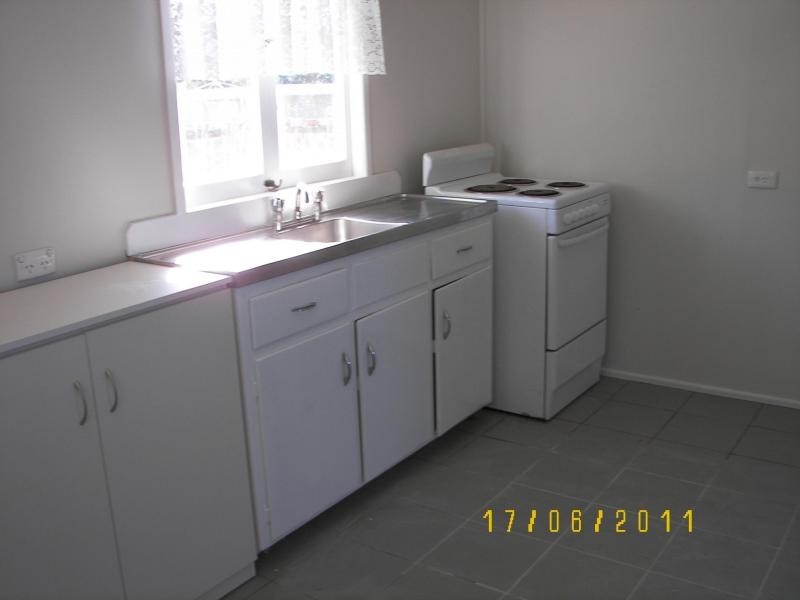 84 Jacaranda Avenue, Logan Central QLD 4114