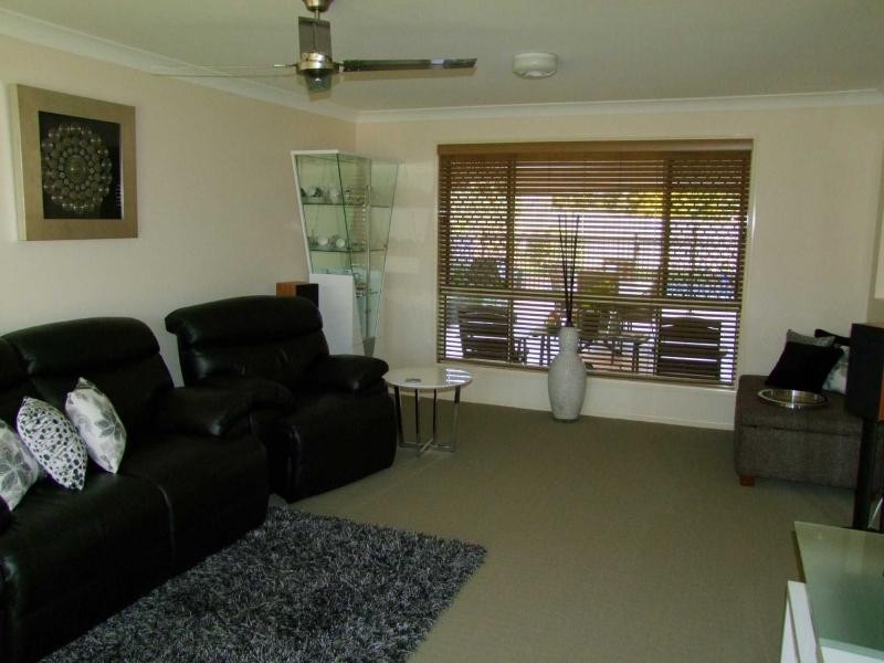 34 Fairmont Crescent, Underwood QLD 4119