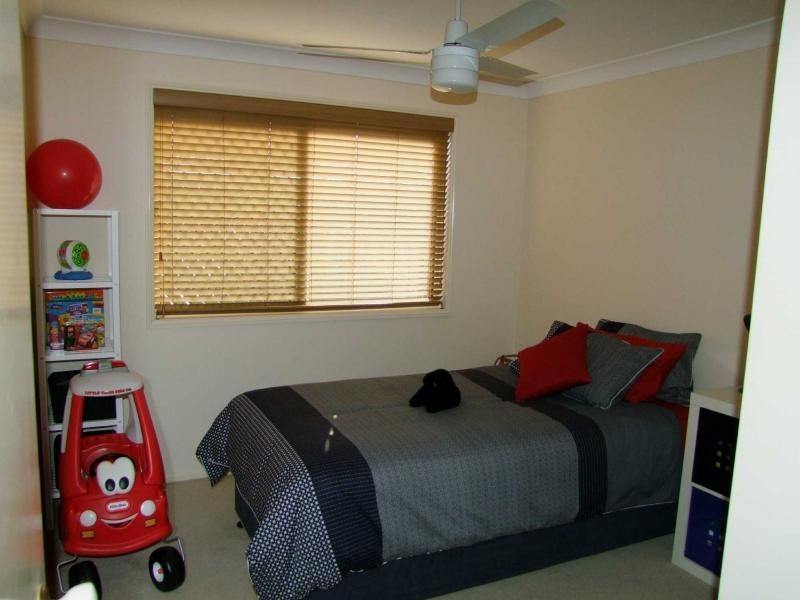 34 Fairmont Crescent, Underwood QLD 4119
