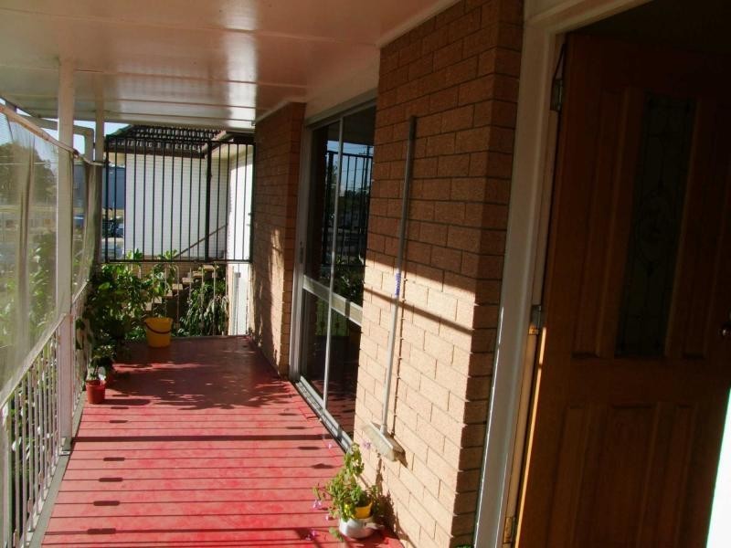 10 Lower Cross Street, Goodna QLD 4300