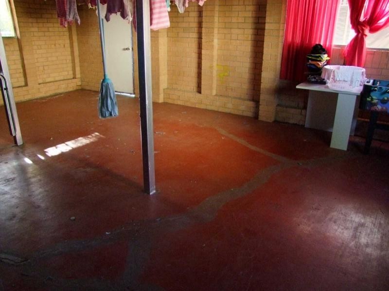 10 Lower Cross Street, Goodna QLD 4300