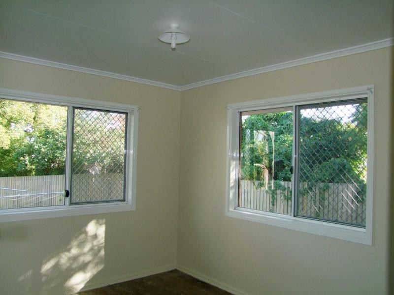 86 North Road, Woodridge QLD 4114