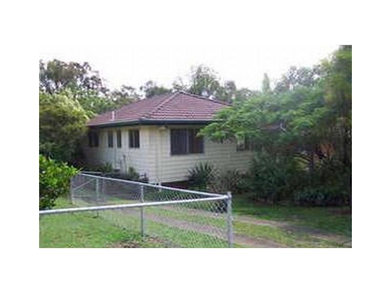 28 Omar Street, Woodridge QLD 4114